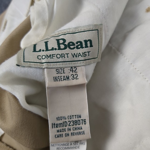 LL Bean Mens 42x32 Comfort Waist Double Pleated Chino Pants Khaki Tan - Picture 9 of 14